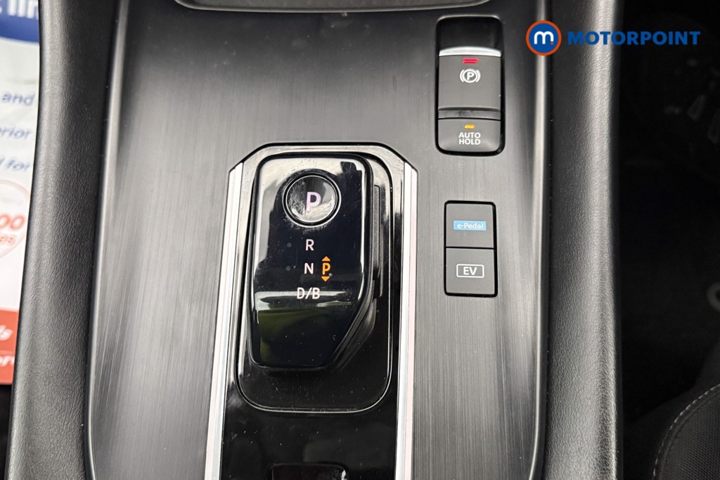 Nissan Qashqai N-Connecta Automatic Petrol-Electric Hybrid SUV - Stock Number (1654325) - 41st supplementary image