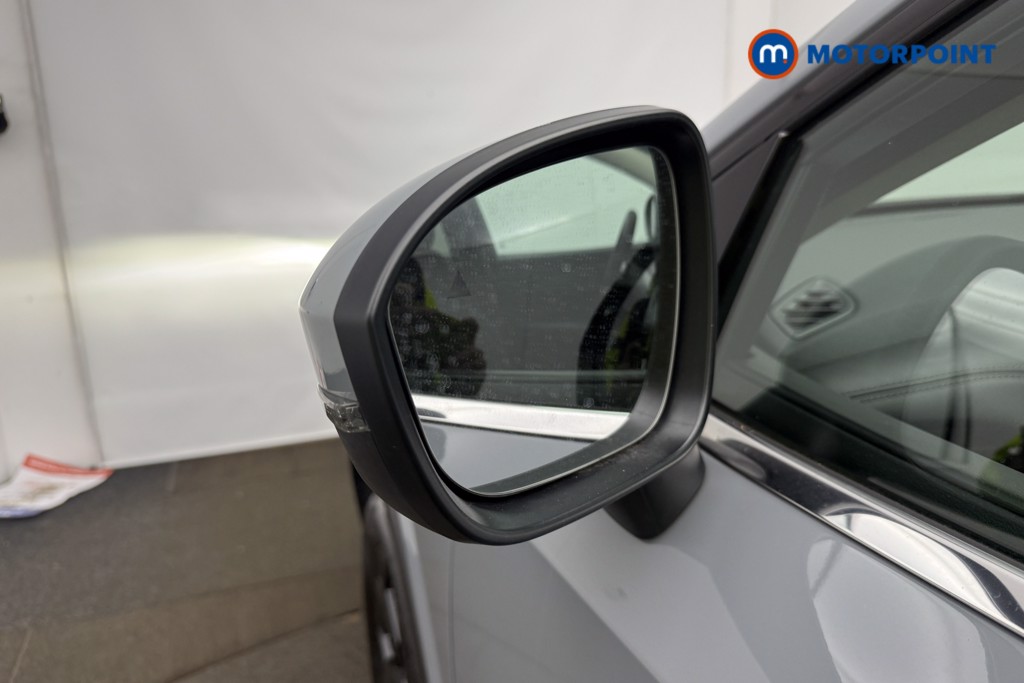 Nissan Qashqai N-Connecta Automatic Petrol-Electric Hybrid SUV - Stock Number (1654325) - 52nd supplementary image