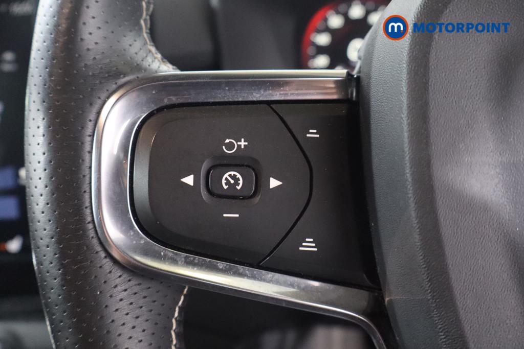 Volvo Xc40 R Design Pro Automatic Diesel SUV - Stock Number (1654703) - 12th supplementary image