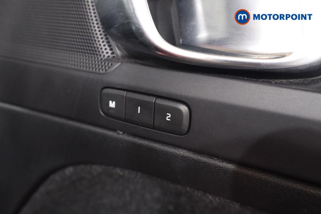 Volvo Xc40 R Design Pro Automatic Diesel SUV - Stock Number (1654703) - 16th supplementary image