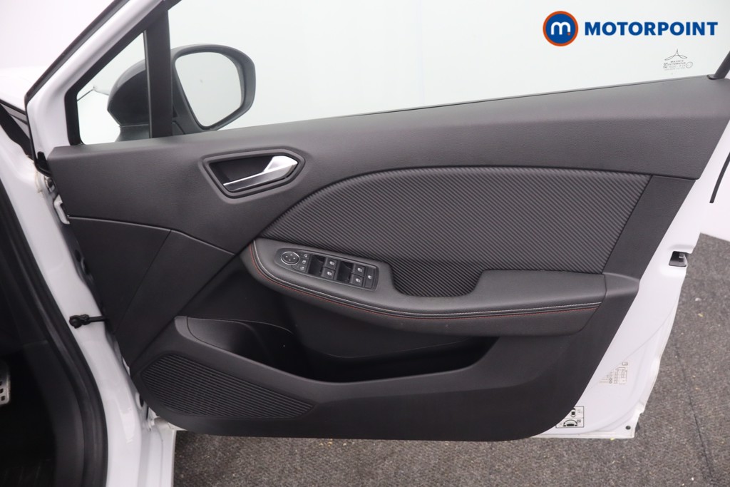 Renault Clio Rs Line Manual Petrol Hatchback - Stock Number (1656151) - 9th supplementary image