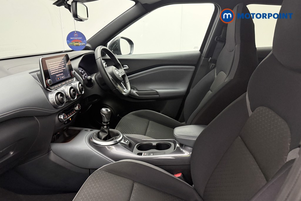 Nissan Juke N-Connecta Manual Petrol SUV - Stock Number (1656238) - 7th supplementary image