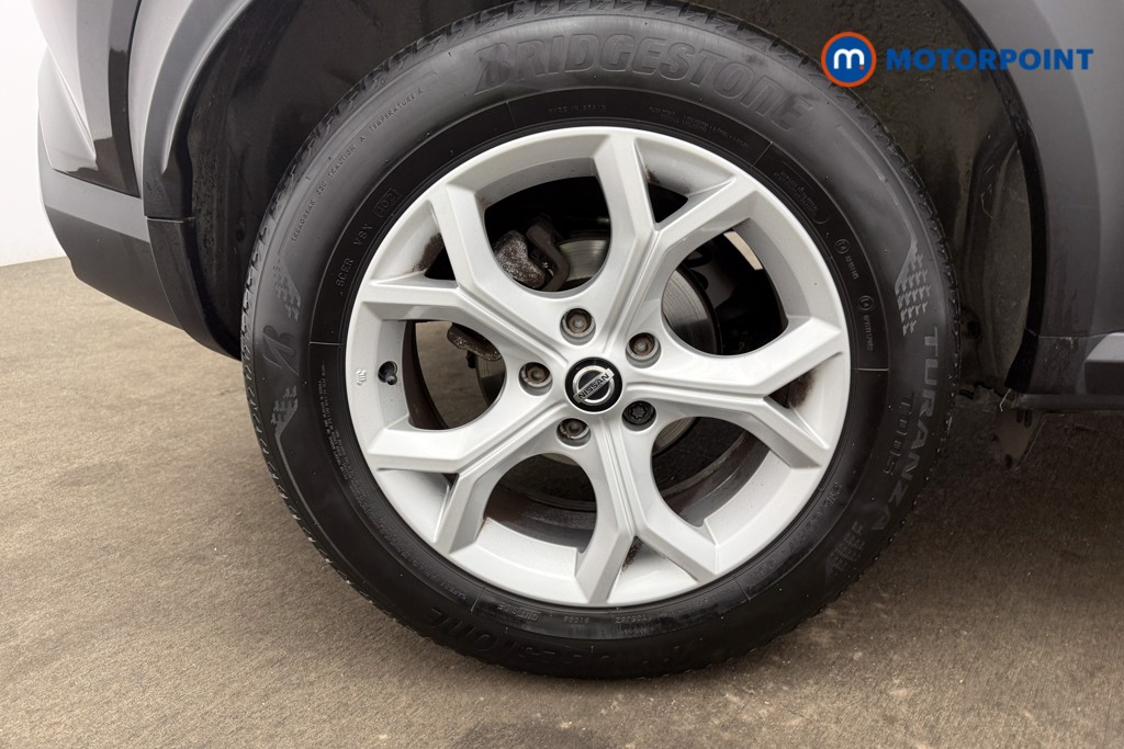 Nissan Juke N-Connecta Manual Petrol SUV - Stock Number (1656238) - 17th supplementary image