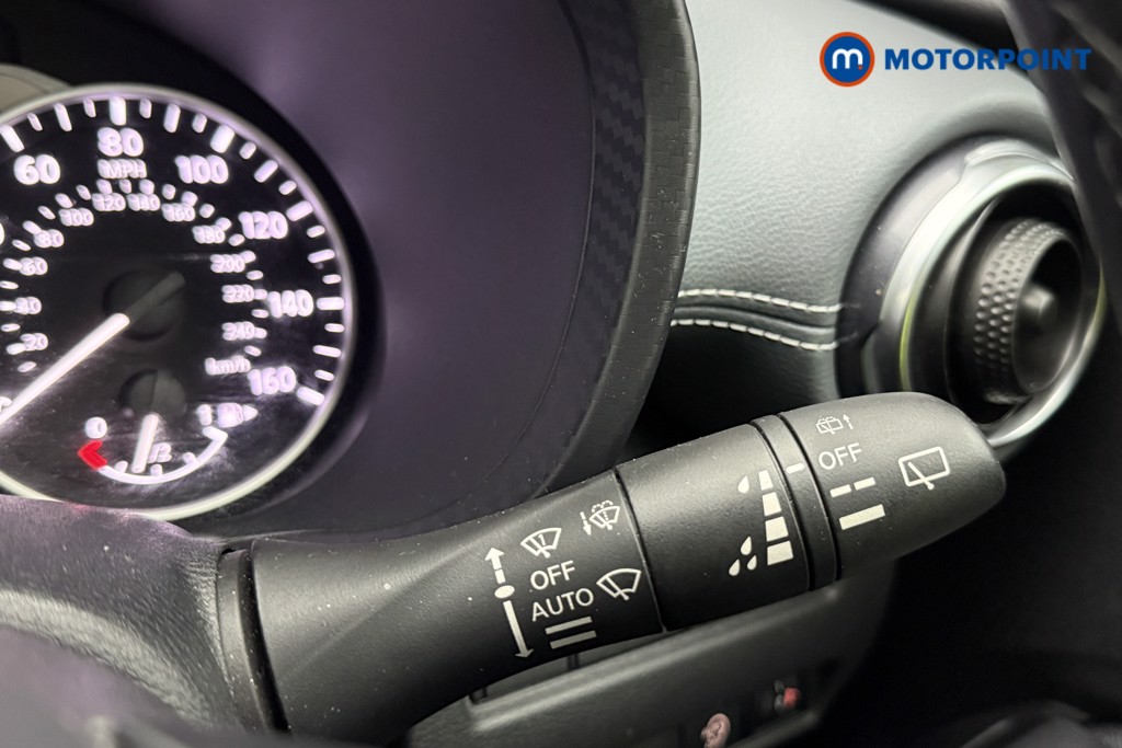 Nissan Juke N-Connecta Manual Petrol SUV - Stock Number (1656238) - 41st supplementary image
