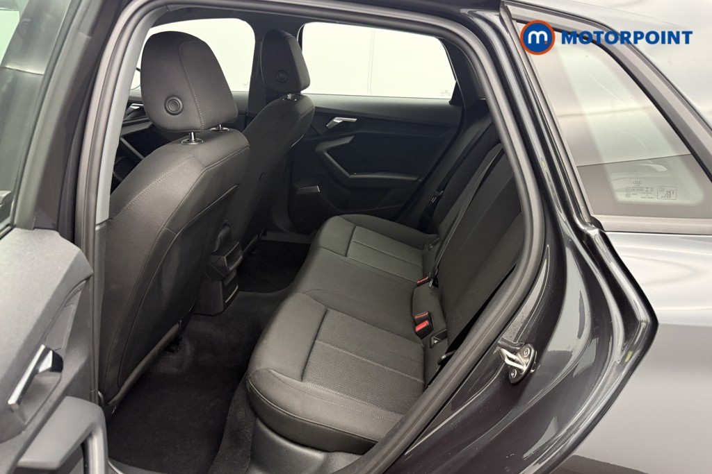 Audi A3 Technik Manual Petrol Hatchback - Stock Number (1658452) - 4th supplementary image