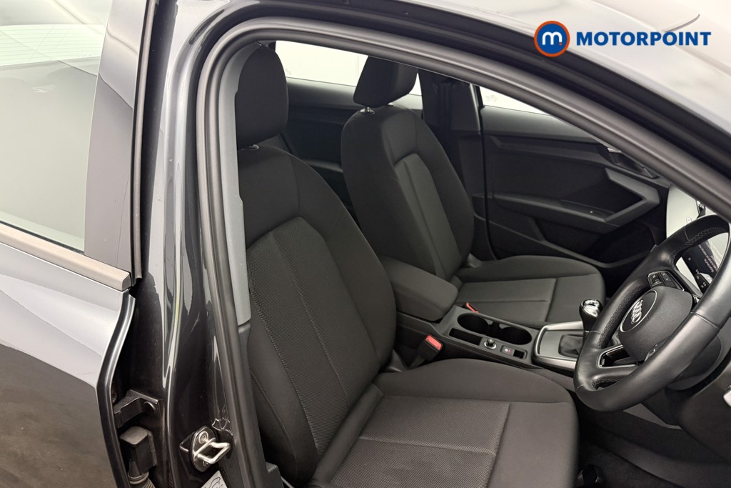 Audi A3 Technik Manual Petrol Hatchback - Stock Number (1658452) - 16th supplementary image