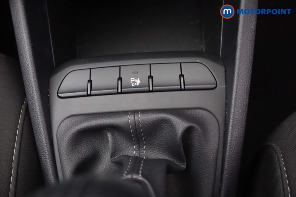 KIA Stonic 2 Manual Petrol SUV - Stock Number (1658601) - 14th supplementary image