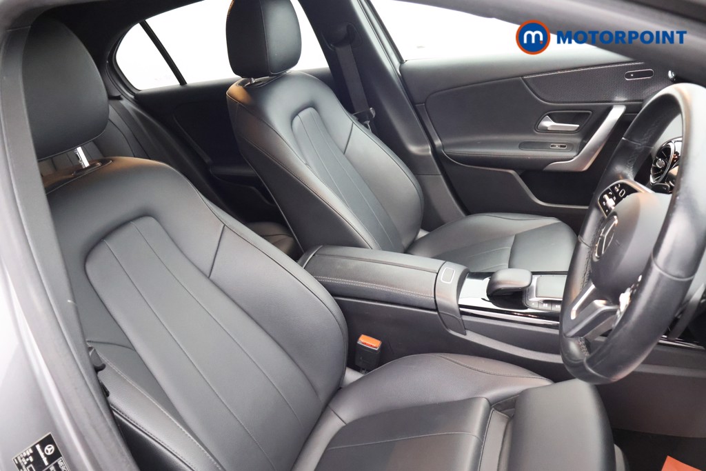 Mercedes-Benz A Class Sport Executive Edition Automatic Petrol Hatchback - Stock Number (1658880) - 16th supplementary image