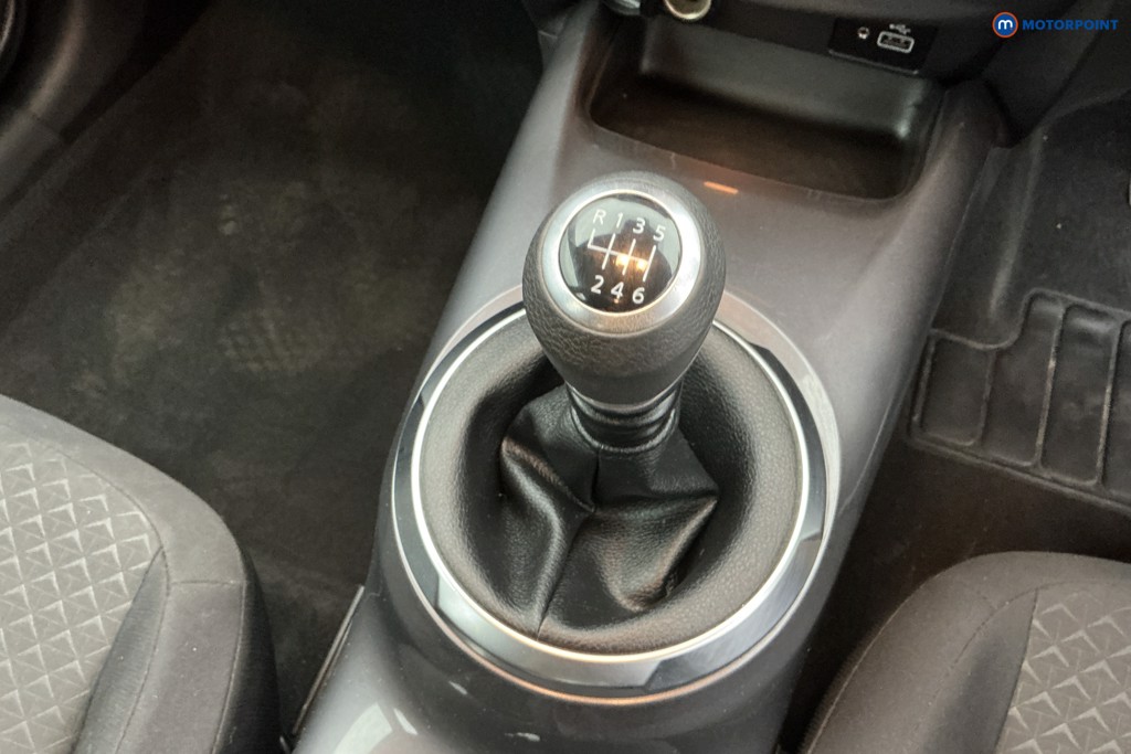 Nissan Juke Acenta Manual Petrol SUV - Stock Number (1659642) - 8th supplementary image
