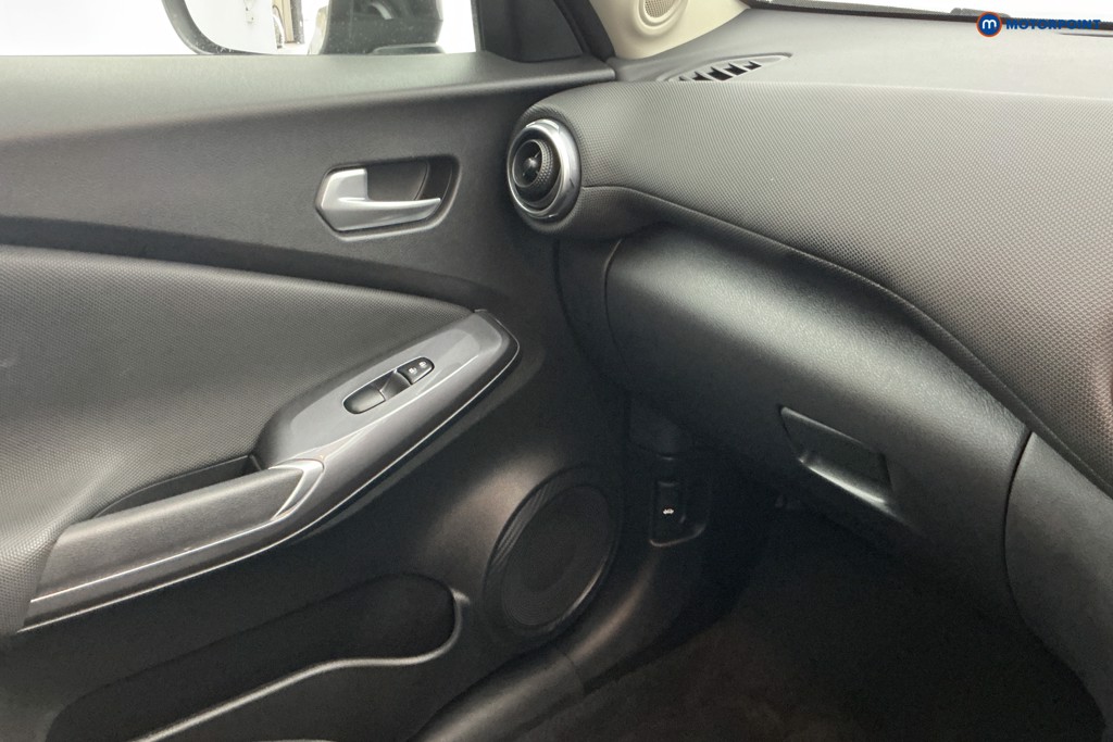 Nissan Juke Acenta Manual Petrol SUV - Stock Number (1659642) - 11th supplementary image