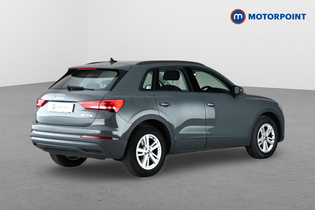 Audi Q3 Technik Manual Petrol SUV - Stock Number (1660220) - Drivers side rear corner