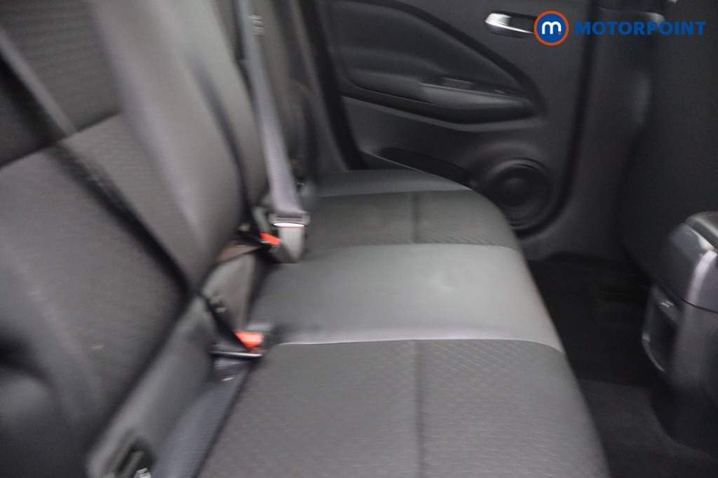 Nissan Juke N-Connecta Manual Petrol SUV - Stock Number (1660525) - 7th supplementary image
