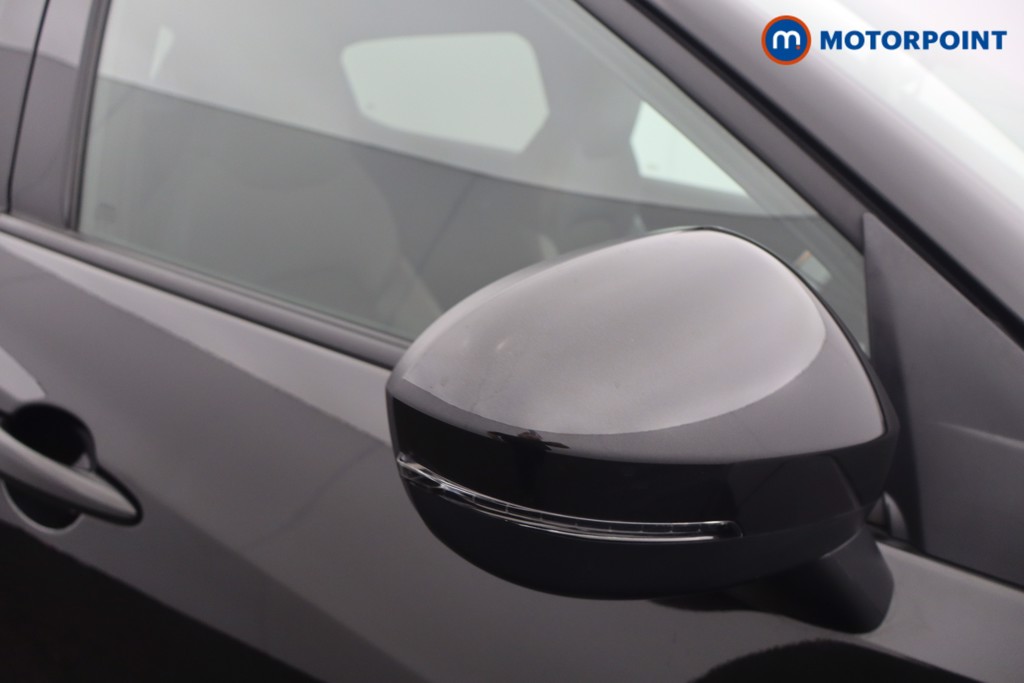 Nissan Juke N-Connecta Manual Petrol SUV - Stock Number (1660525) - 20th supplementary image