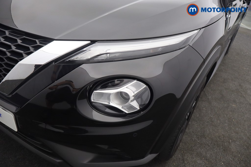 Nissan Juke N-Connecta Manual Petrol SUV - Stock Number (1660525) - 23rd supplementary image