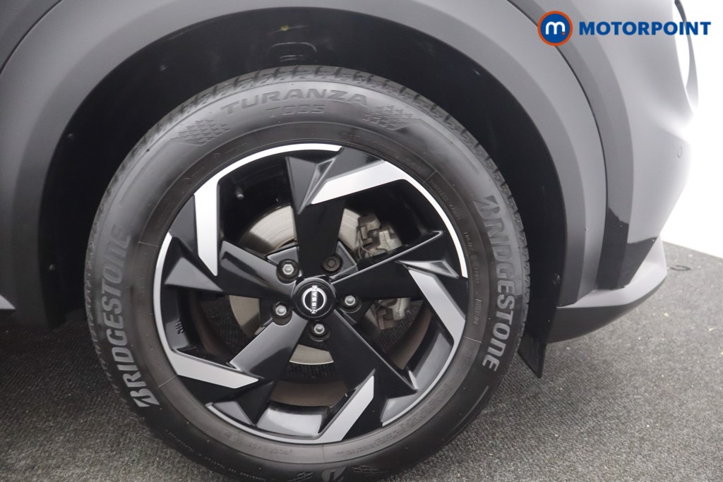 Nissan Juke N-Connecta Manual Petrol SUV - Stock Number (1660525) - 25th supplementary image