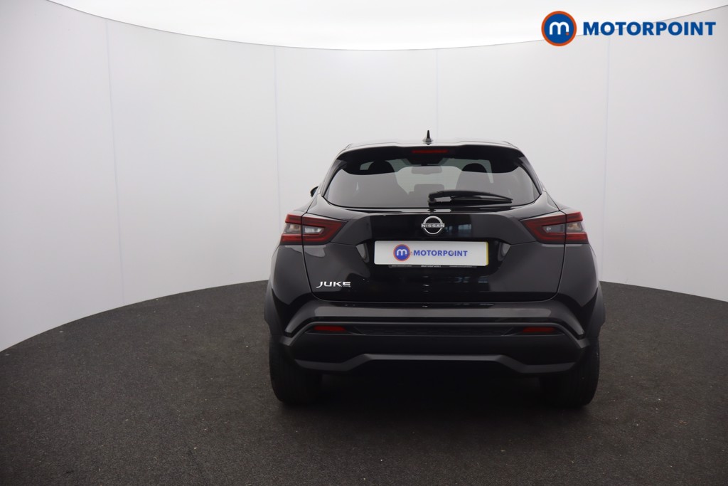Nissan Juke N-Connecta Manual Petrol SUV - Stock Number (1660525) - 1st supplementary image