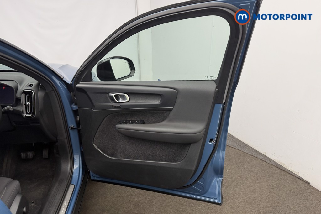 Volvo Xc40 Twin Plus Automatic Electric SUV - Stock Number (1660804) - 25th supplementary image