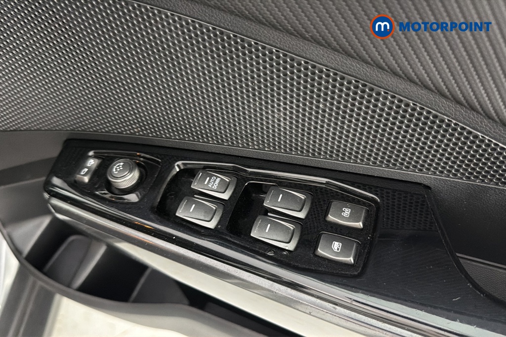 Ssangyong Tivoli Ultimate Automatic Petrol SUV - Stock Number (1661312) - 19th supplementary image