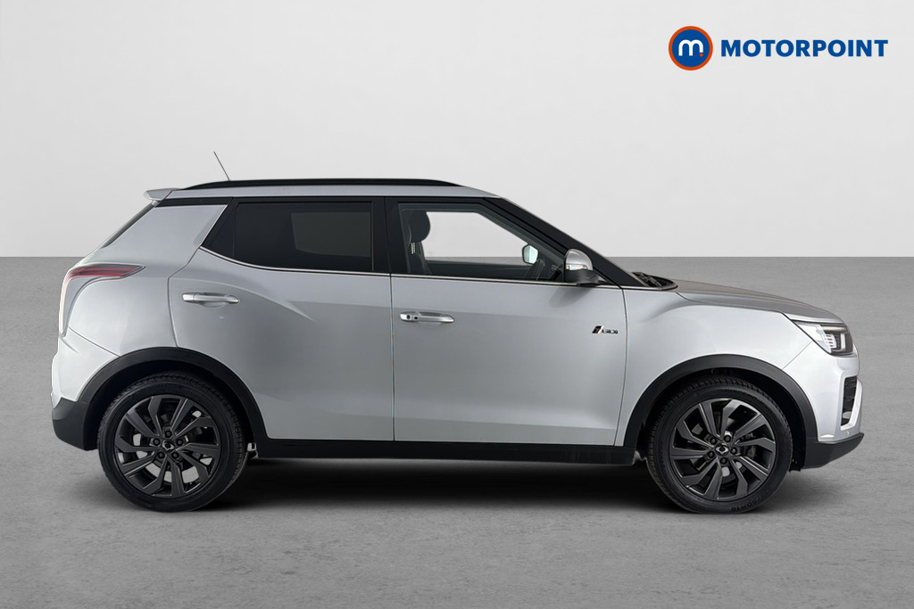 Ssangyong Tivoli Ultimate Automatic Petrol SUV - Stock Number (1661312) - Passenger side