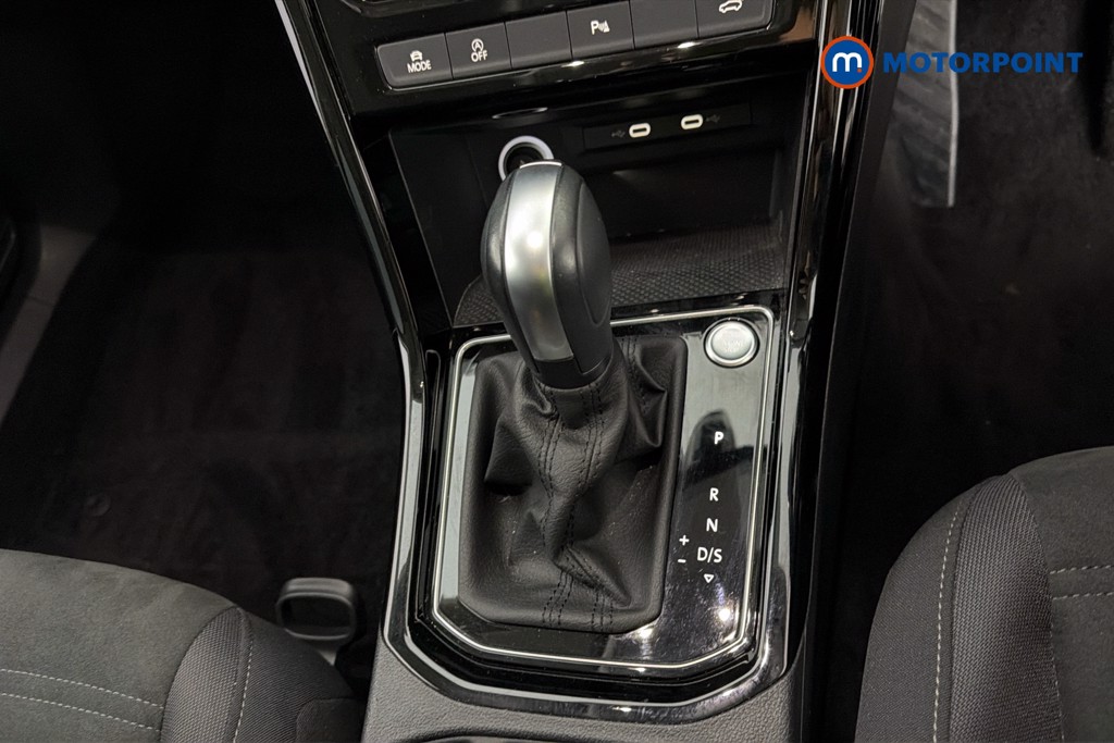 Volkswagen Touran SEL Automatic Petrol People Carrier - Stock Number (1661651) - 15th supplementary image