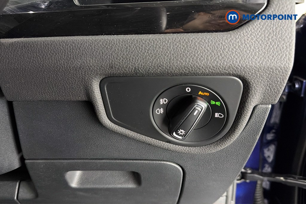 Volkswagen Touran SEL Automatic Petrol People Carrier - Stock Number (1661651) - 18th supplementary image