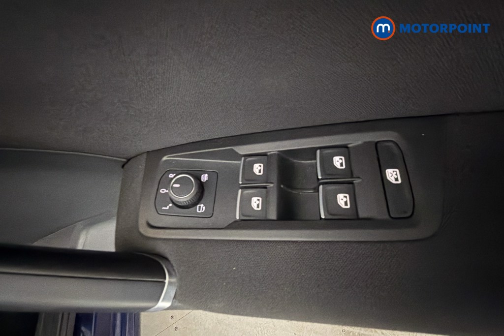 Volkswagen Touran SEL Automatic Petrol People Carrier - Stock Number (1661651) - 20th supplementary image