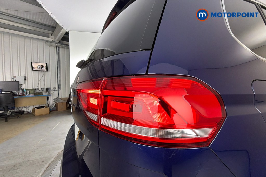 Volkswagen Touran SEL Automatic Petrol People Carrier - Stock Number (1661651) - 38th supplementary image