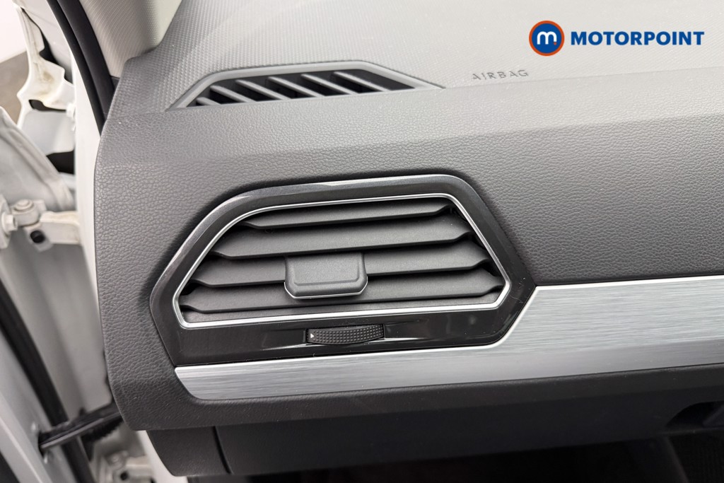 Volkswagen Tiguan Match Manual Diesel SUV - Stock Number (1661974) - 13th supplementary image