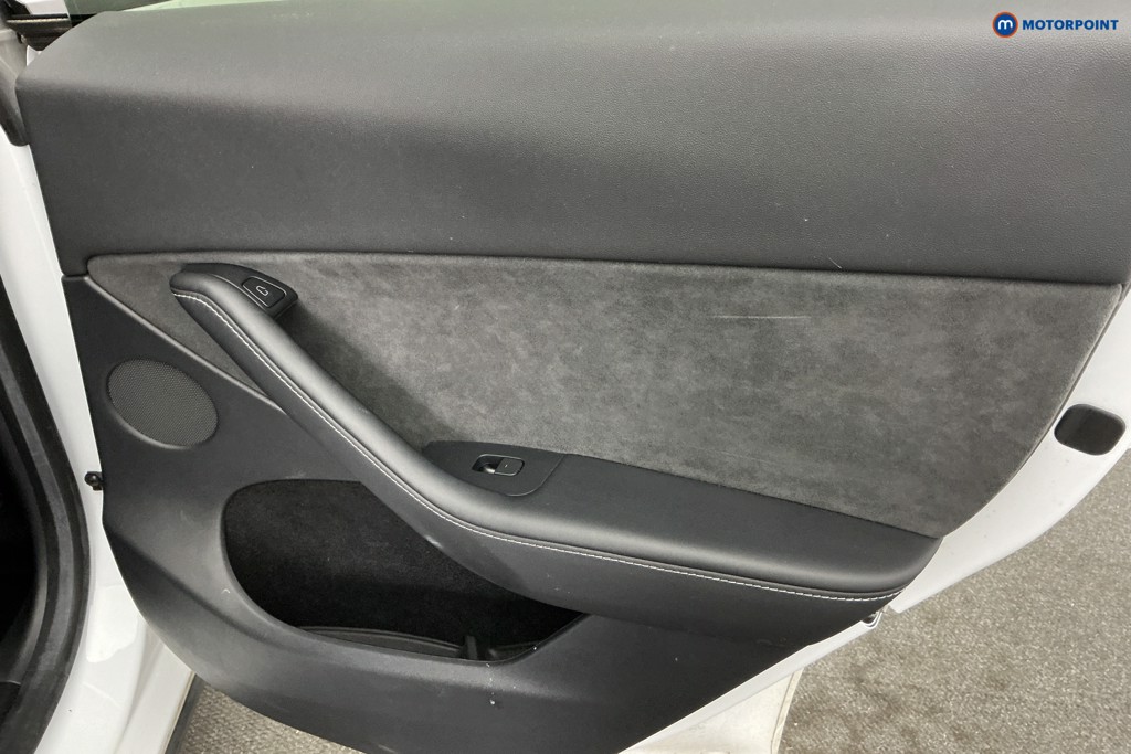 Tesla Model Y Rwd 5Dr Auto Automatic Electric SUV - Stock Number (1662710) - 18th supplementary image