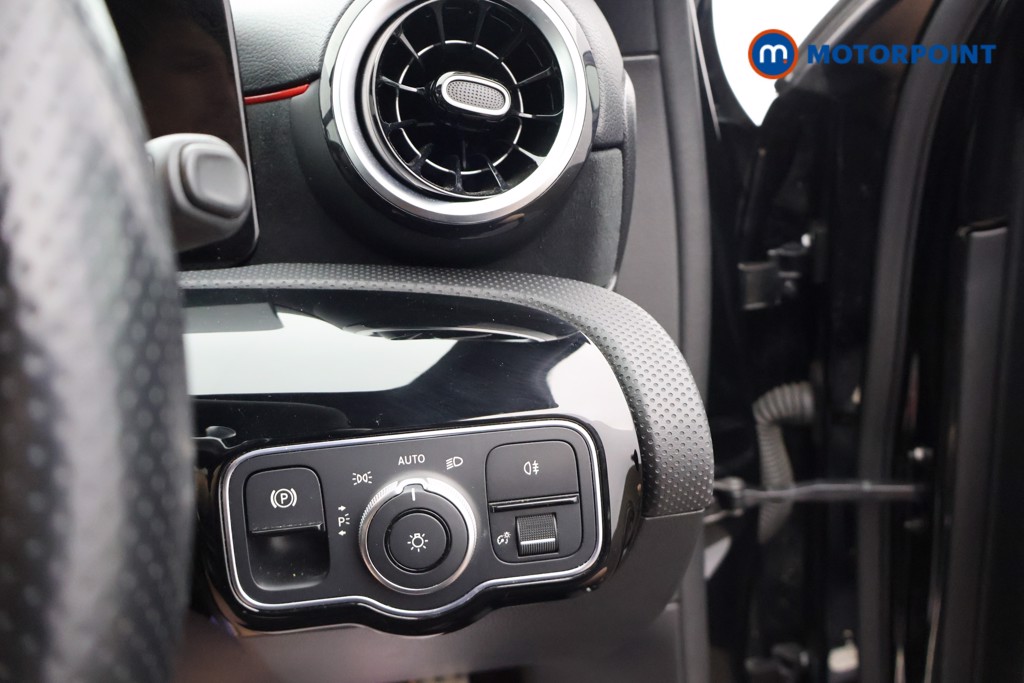 Mercedes-Benz A Class Amg Line Automatic Diesel Saloon - Stock Number (1663621) - 7th supplementary image