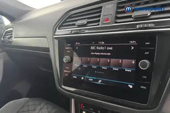 Volkswagen Tiguan R-Line Automatic Petrol SUV - Stock Number (1663818) - 8th supplementary image