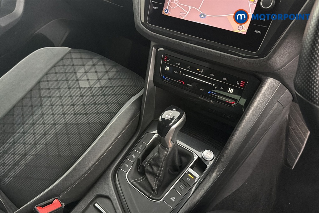 Volkswagen Tiguan R-Line Automatic Petrol SUV - Stock Number (1663818) - 15th supplementary image