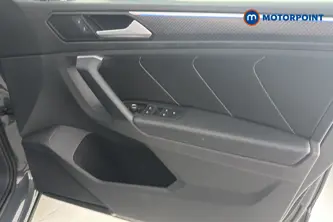 Volkswagen Tiguan R-Line Automatic Petrol SUV - Stock Number (1663818) - 18th supplementary image