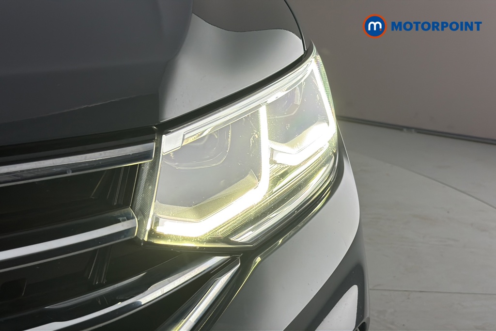 Volkswagen Tiguan R-Line Automatic Petrol SUV - Stock Number (1663818) - 42nd supplementary image