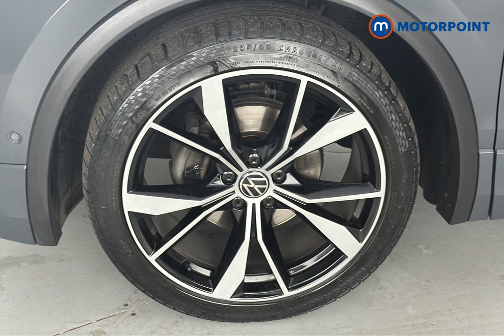 Volkswagen Tiguan R-Line Automatic Petrol SUV - Stock Number (1663818) - 44th supplementary image
