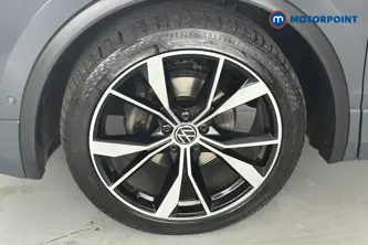 Volkswagen Tiguan R-Line Automatic Petrol SUV - Stock Number (1663818) - 44th supplementary image