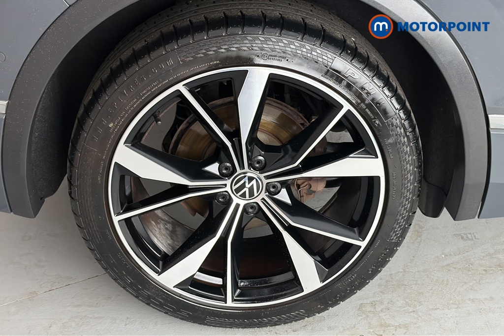 Volkswagen Tiguan R-Line Automatic Petrol SUV - Stock Number (1663818) - 46th supplementary image