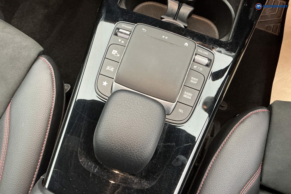 Mercedes-Benz A Class Amg Line Automatic Diesel Hatchback - Stock Number (1664253) - 8th supplementary image
