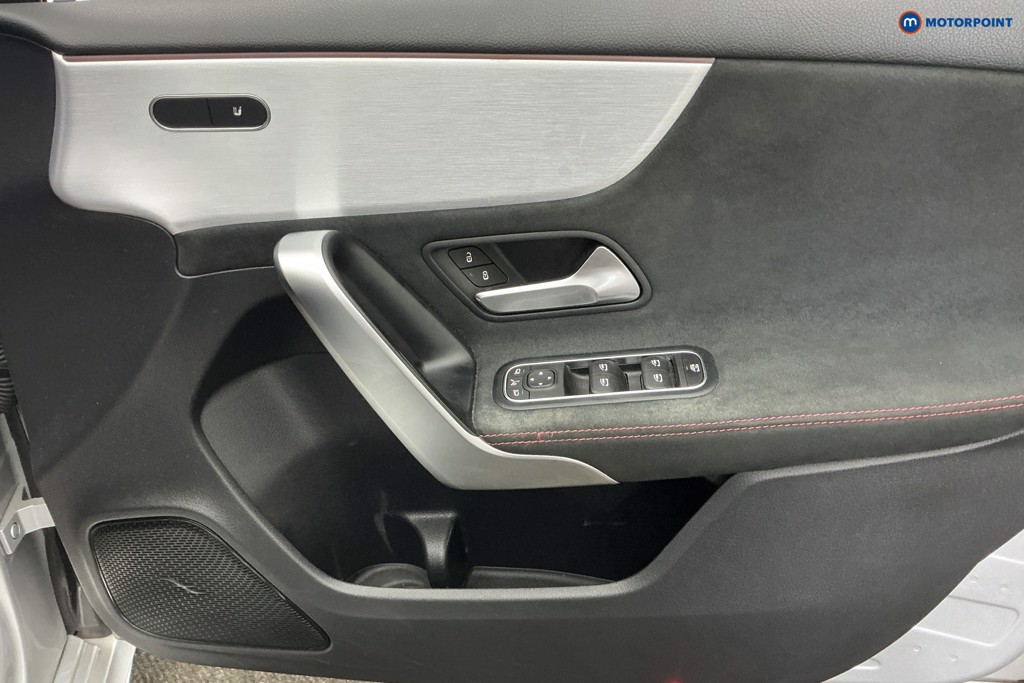 Mercedes-Benz A Class Amg Line Automatic Diesel Hatchback - Stock Number (1664253) - 17th supplementary image
