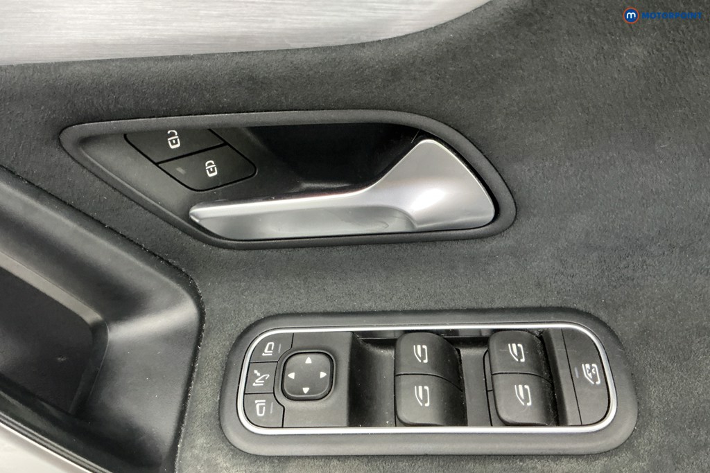 Mercedes-Benz A Class Amg Line Automatic Diesel Hatchback - Stock Number (1664253) - 18th supplementary image