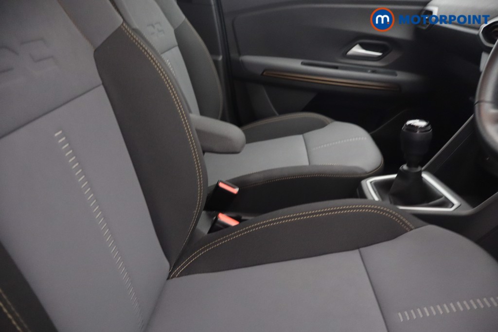 Dacia Sandero Stepway Extreme Manual Petrol Hatchback - Stock Number (1664583) - 11th supplementary image