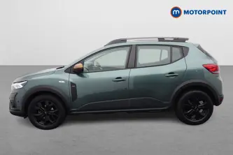 Dacia Sandero Stepway Extreme Manual Petrol Hatchback - Stock Number (1664583) - Passenger side