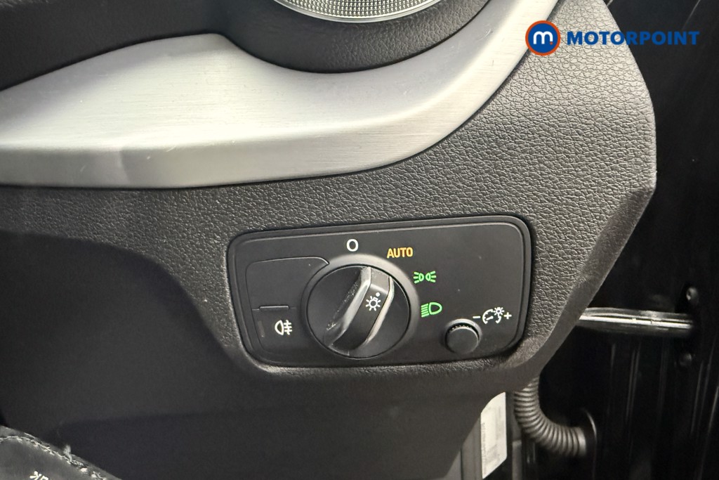 Audi Q2 Black Edition Automatic Petrol SUV - Stock Number (1664947) - 24th supplementary image