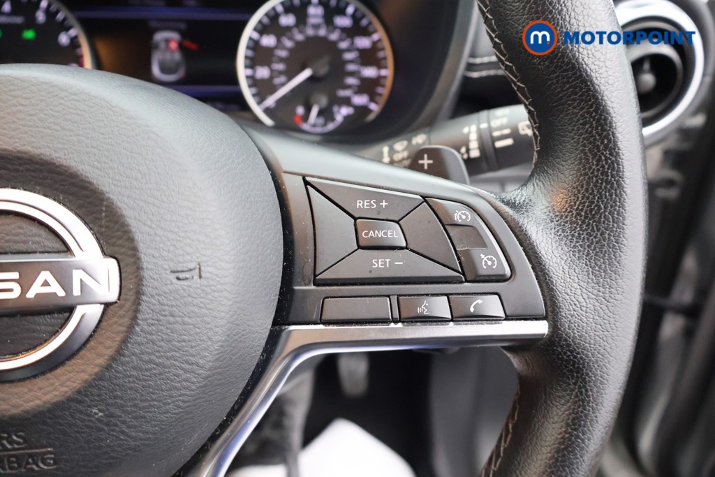 Nissan Juke N-Connecta Automatic Petrol SUV - Stock Number (1665096) - 3rd supplementary image