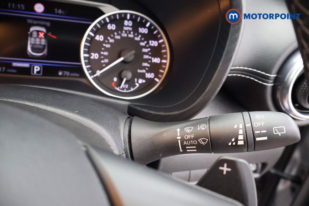 Nissan Juke N-Connecta Automatic Petrol SUV - Stock Number (1665096) - 6th supplementary image