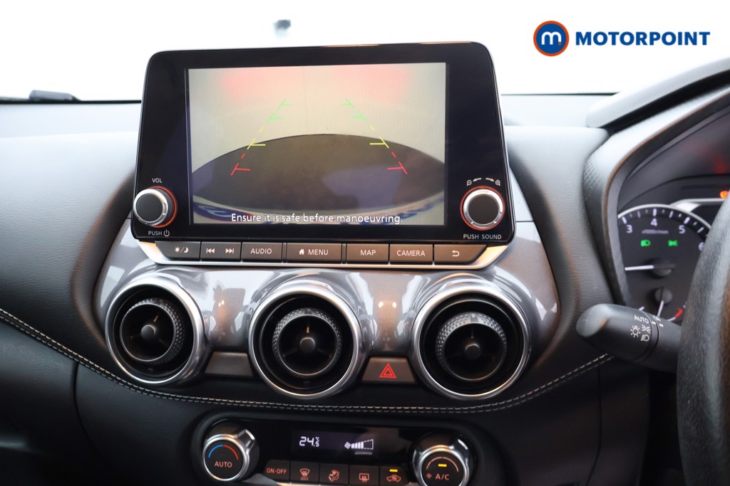 Nissan Juke N-Connecta Automatic Petrol SUV - Stock Number (1665096) - 9th supplementary image