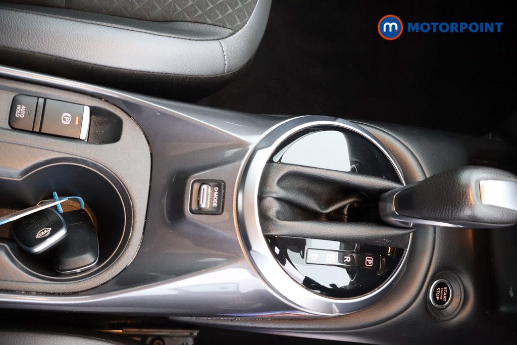 Nissan Juke N-Connecta Automatic Petrol SUV - Stock Number (1665096) - 11th supplementary image