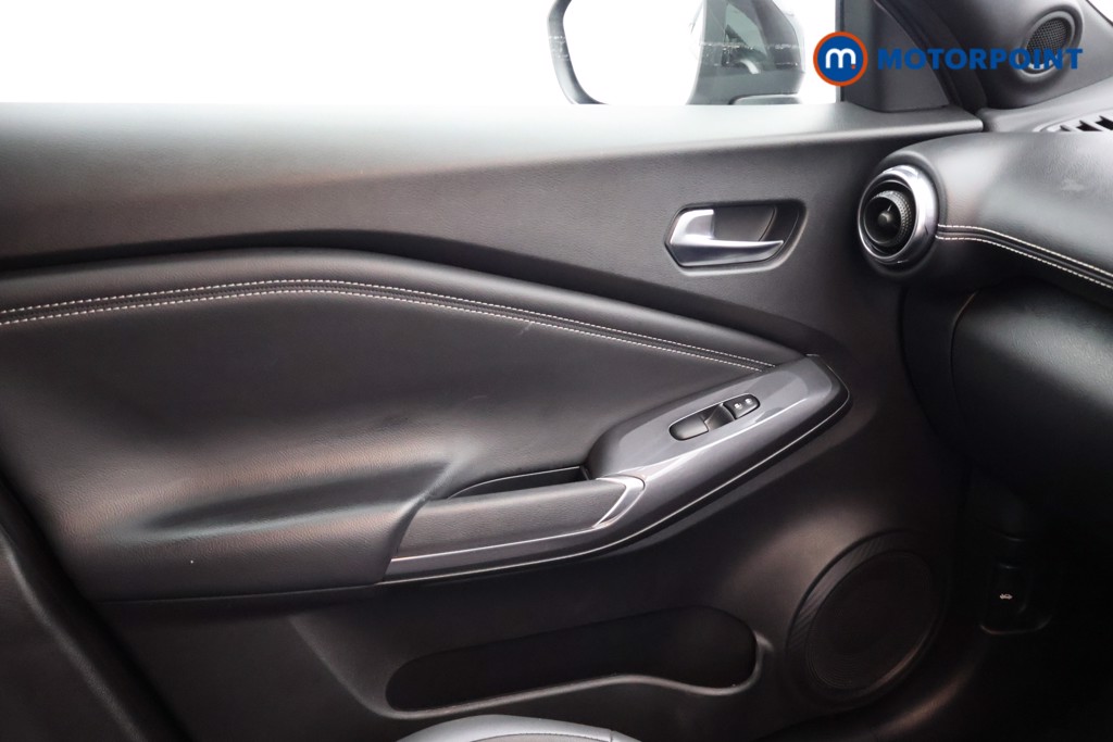 Nissan Juke N-Connecta Automatic Petrol SUV - Stock Number (1665096) - 13th supplementary image