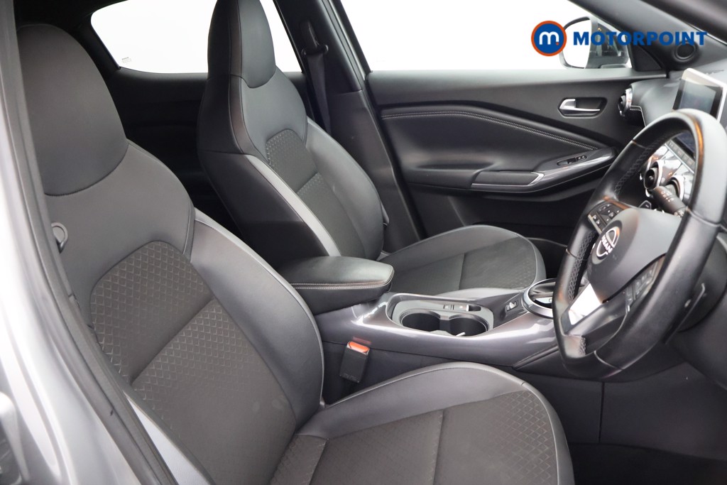 Nissan Juke N-Connecta Automatic Petrol SUV - Stock Number (1665096) - 16th supplementary image