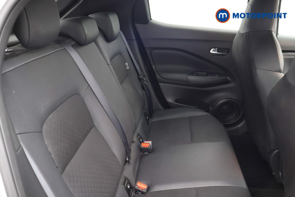 Nissan Juke N-Connecta Automatic Petrol SUV - Stock Number (1665096) - 17th supplementary image
